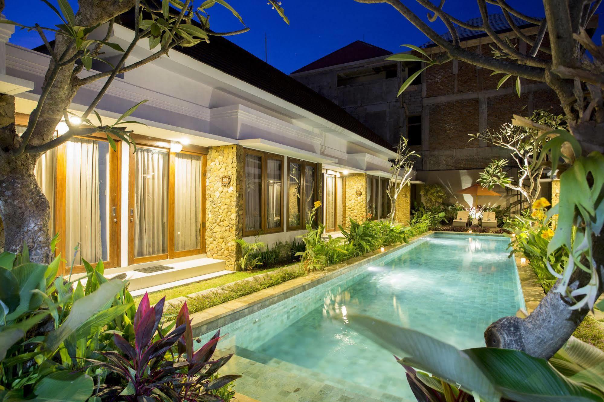 The Light Bali Villas Kerobokan  Exterior photo
